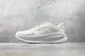 Nike Vomero 18 Sneakers – White