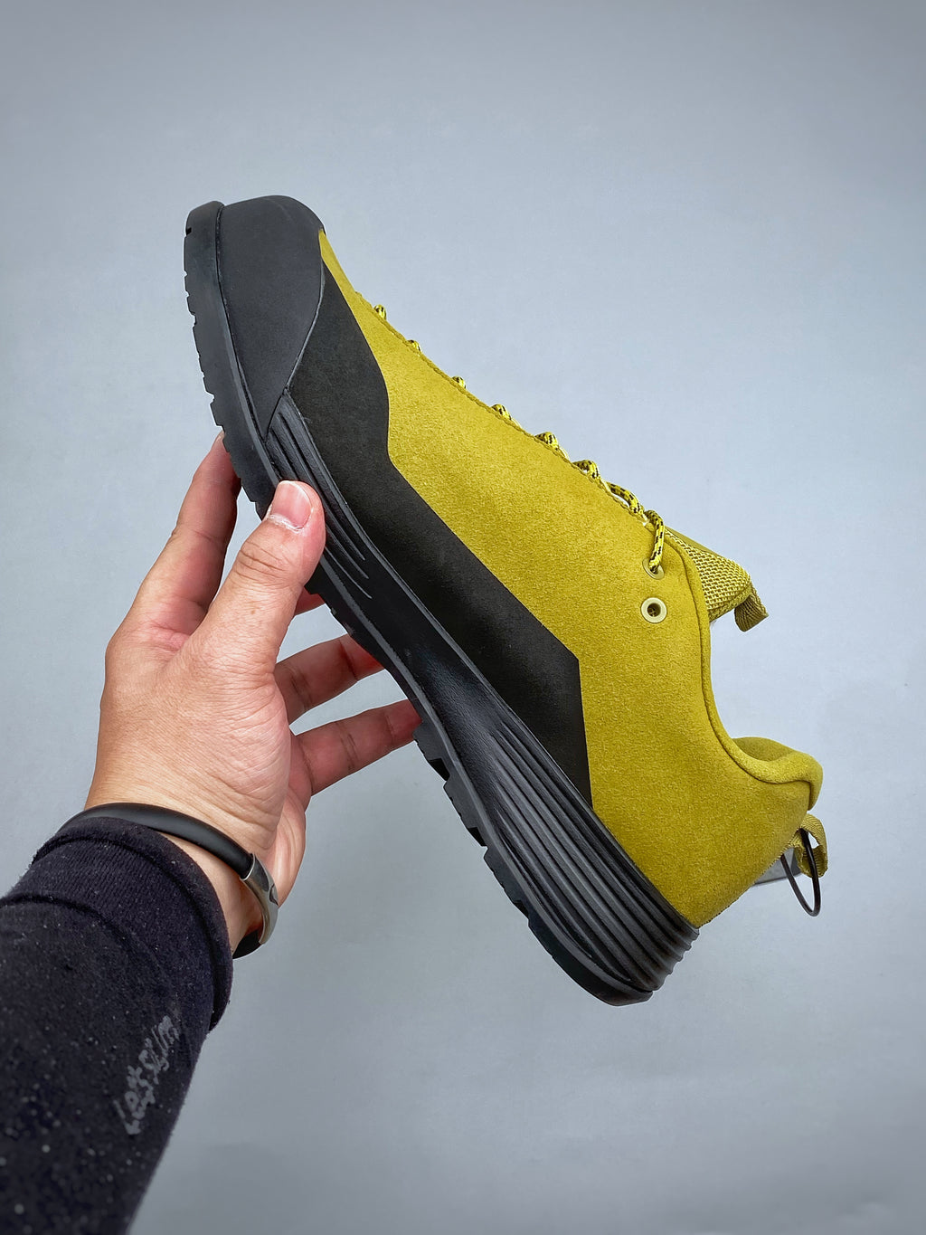 Arc'teryx Konseal FL Hiking Shoes – Yellow-Green & Black