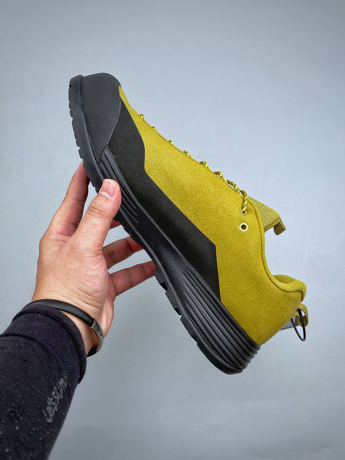 Arc'teryx Konseal FL Hiking Shoes – Yellow-Green & Black