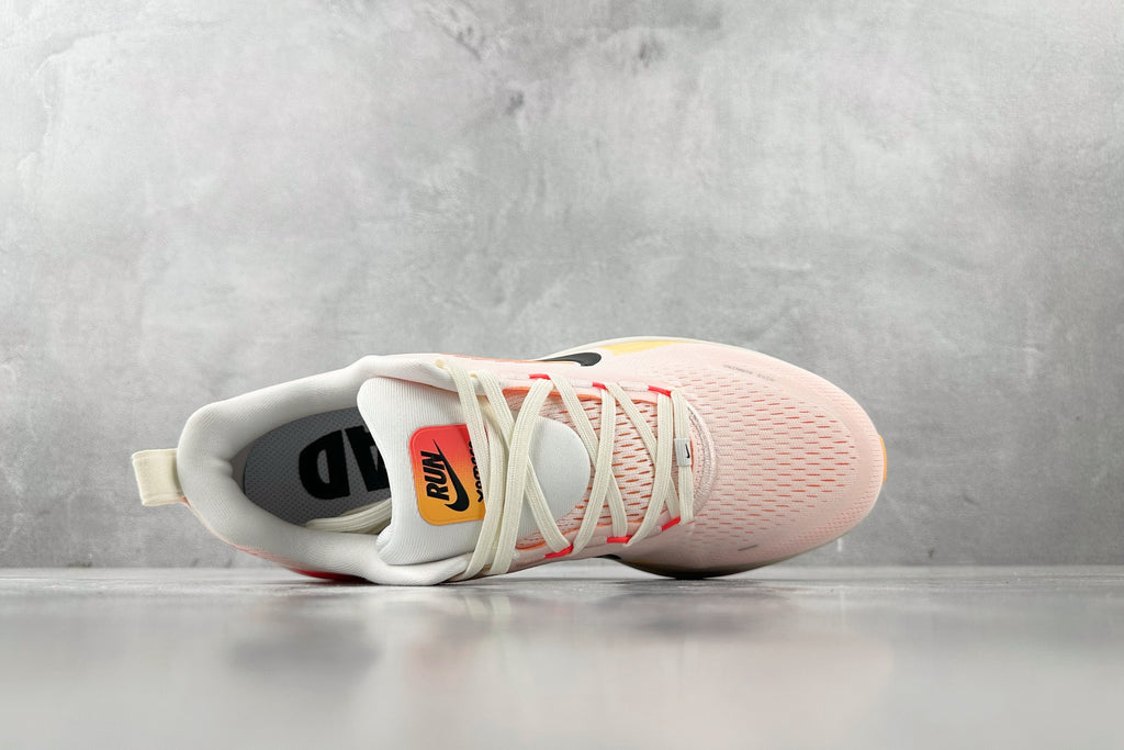 Nike Vomero 18 Sneakers – White/Orange