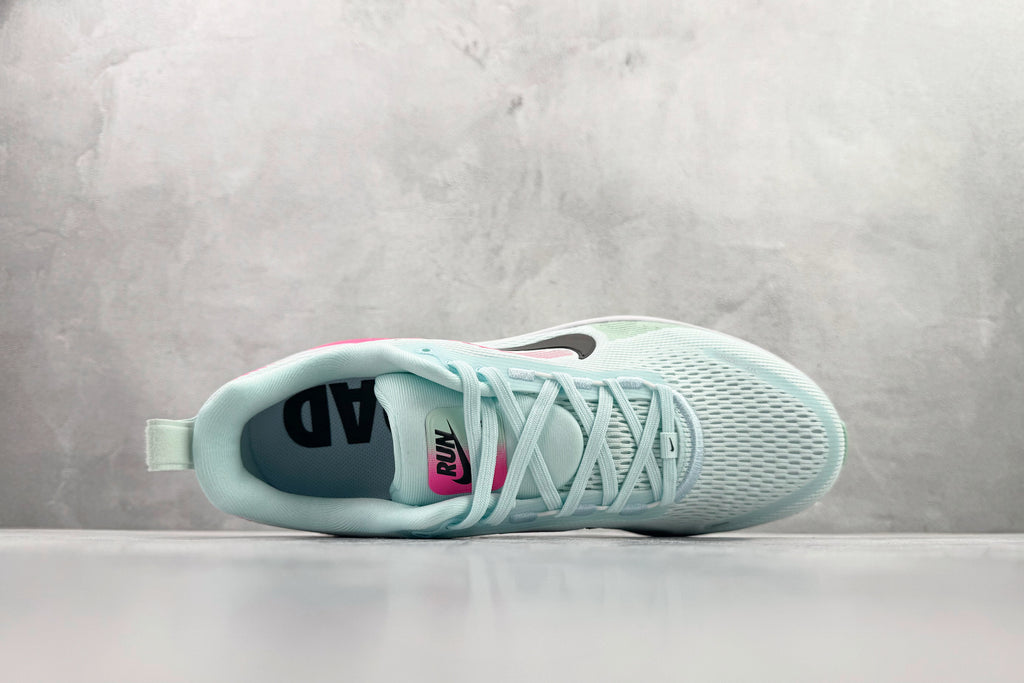 Nike Vomero 18 Sneakers – Glacier Blue