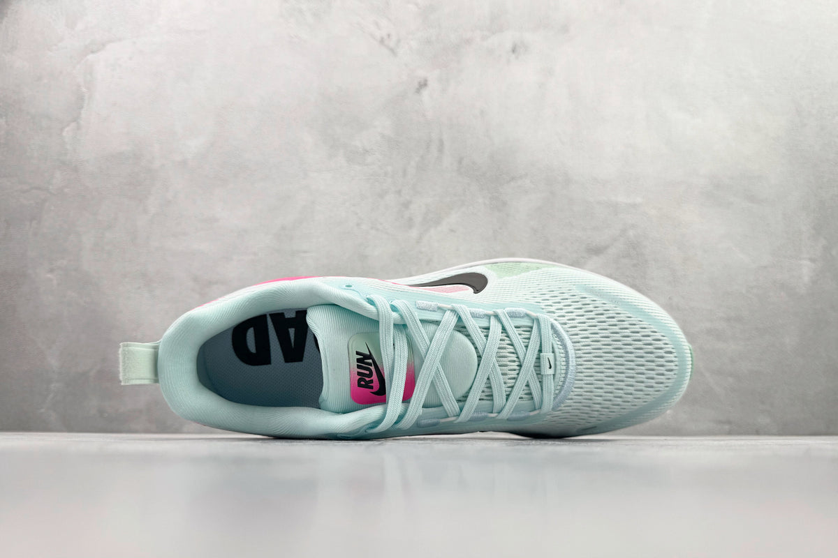 Nike Vomero 18 Sneakers – Glacier Blue