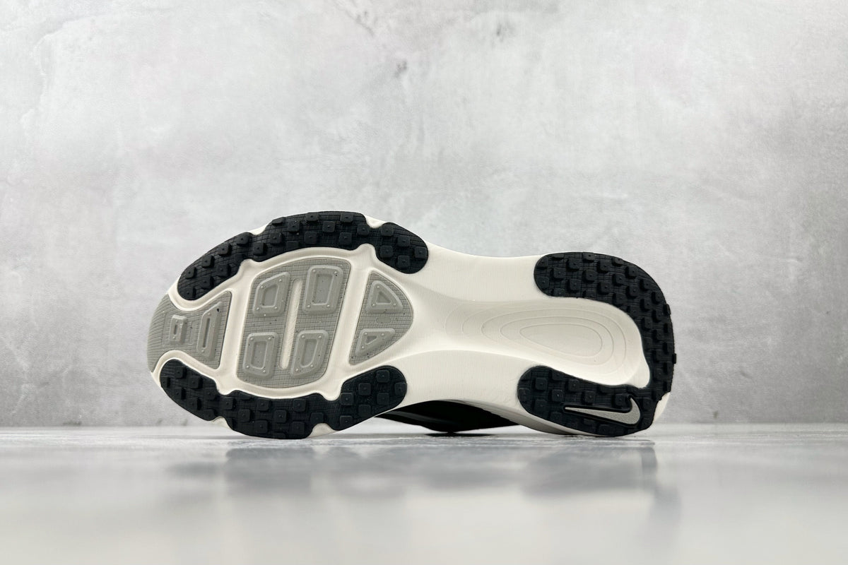 Nike Vomero 18 Running Shoes - Black