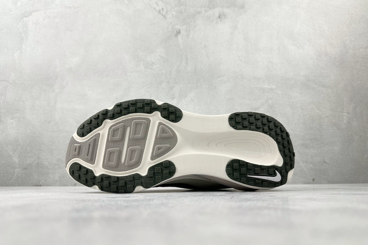 Nike Vomero 18 Sneakers – White with Black RUN Graphic