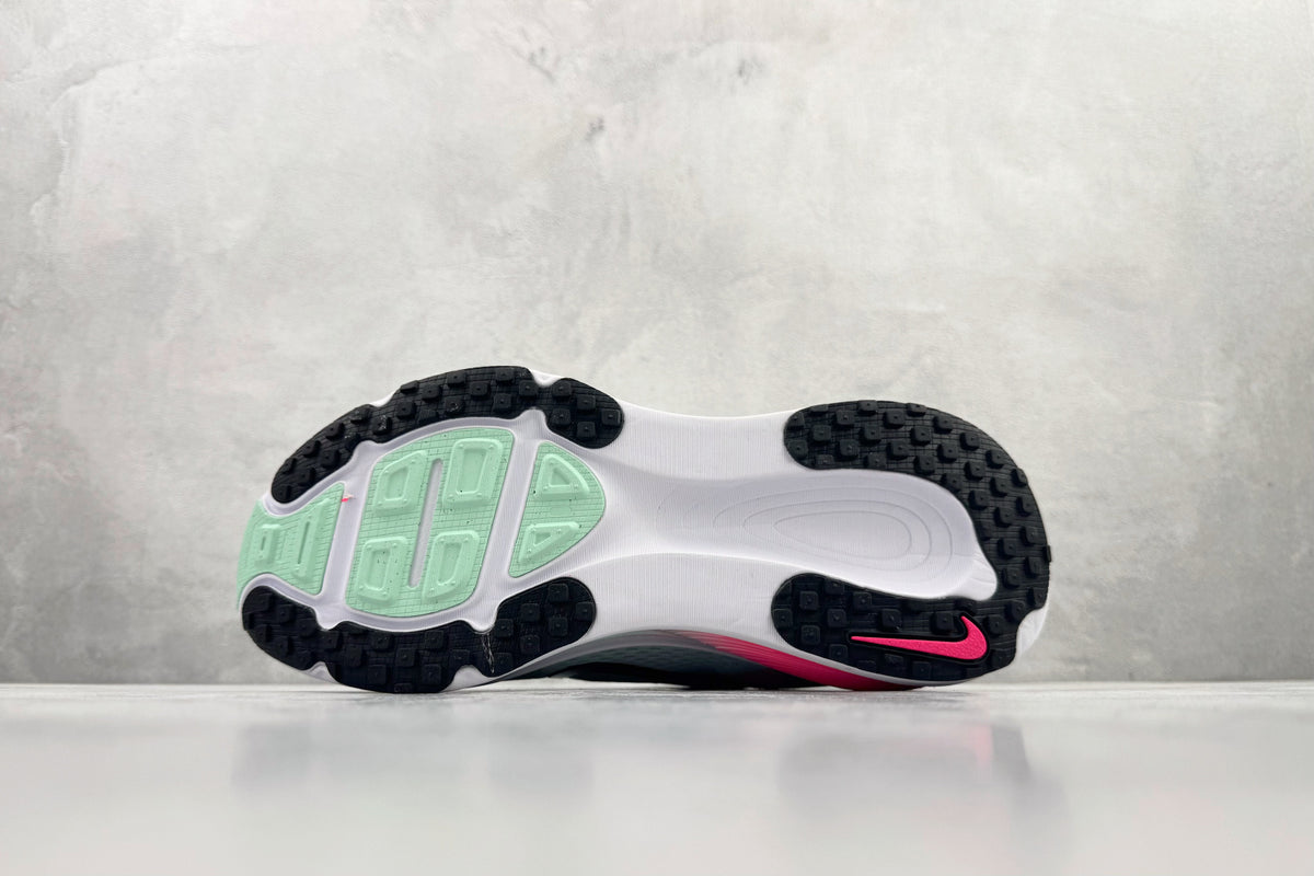 Nike Vomero 18 Sneakers – Glacier Blue
