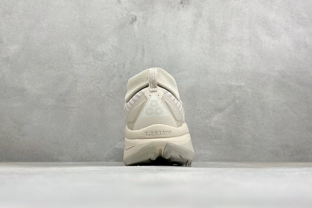 Nike ACG Pegasus Trail Low-Top Trail Running Shoes