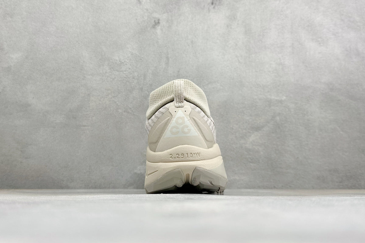 Nike ACG Pegasus Trail Low-Top Trail Running Shoes