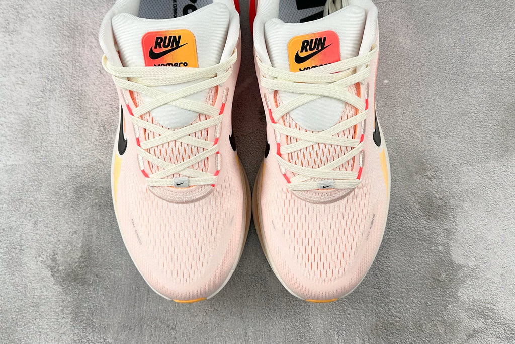 Nike Vomero 18 Sneakers – White/Orange