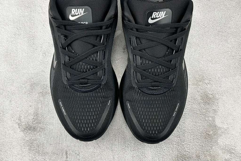 Nike Vomero 18 Sneakers – Black