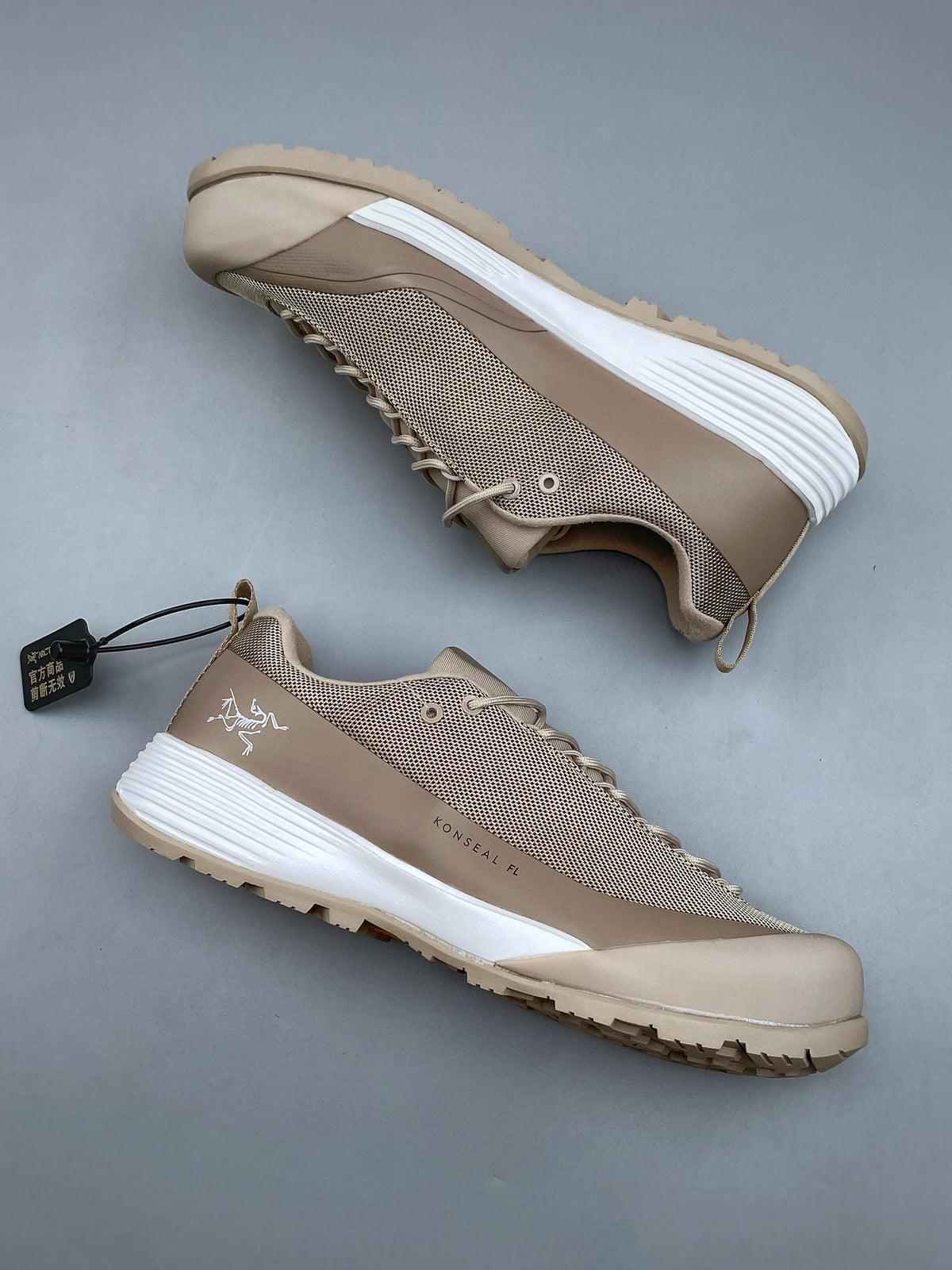 Arc'teryx Konseal FL Hiking Shoes