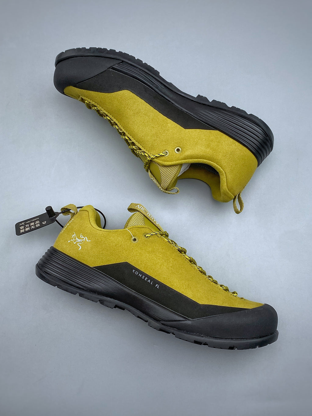 Arc'teryx Konseal FL Hiking Shoes – Yellow-Green & Black