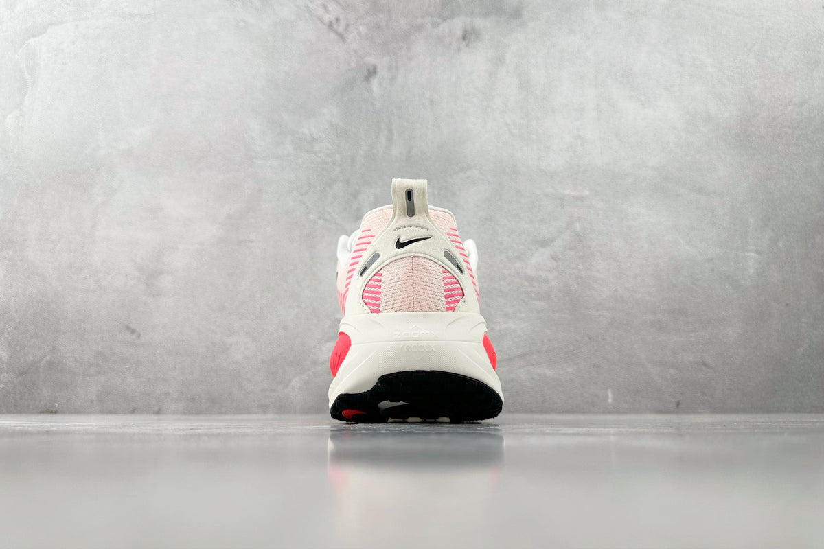 Nike Vomero 18 Sneakers – White/Orange
