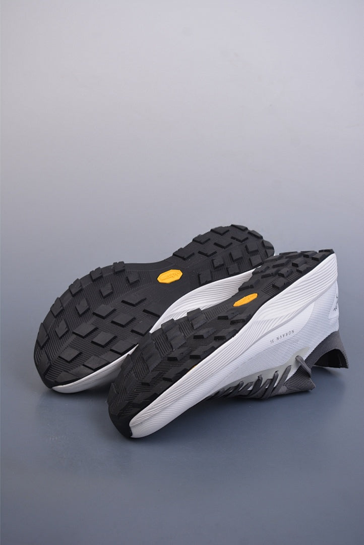 Arc'teryx Norvan SL 3