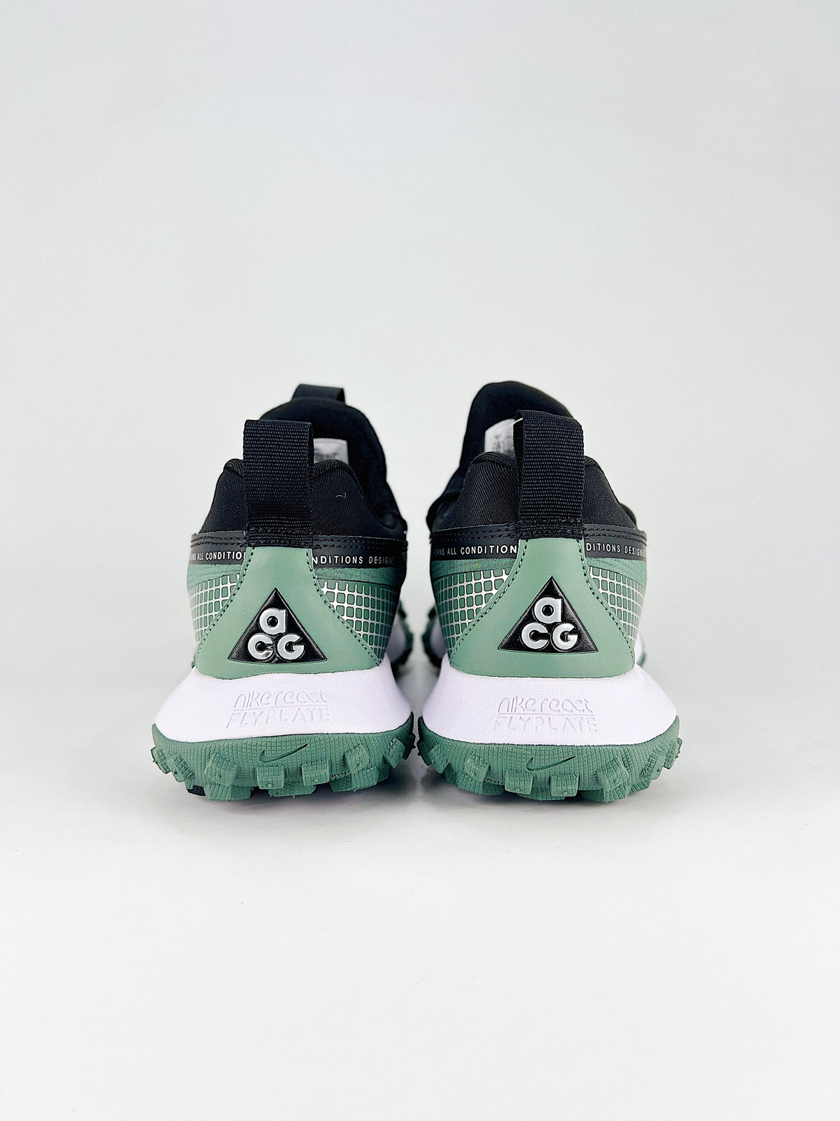 Nike ACG Grid Sneakers - Sage Green, Black & White