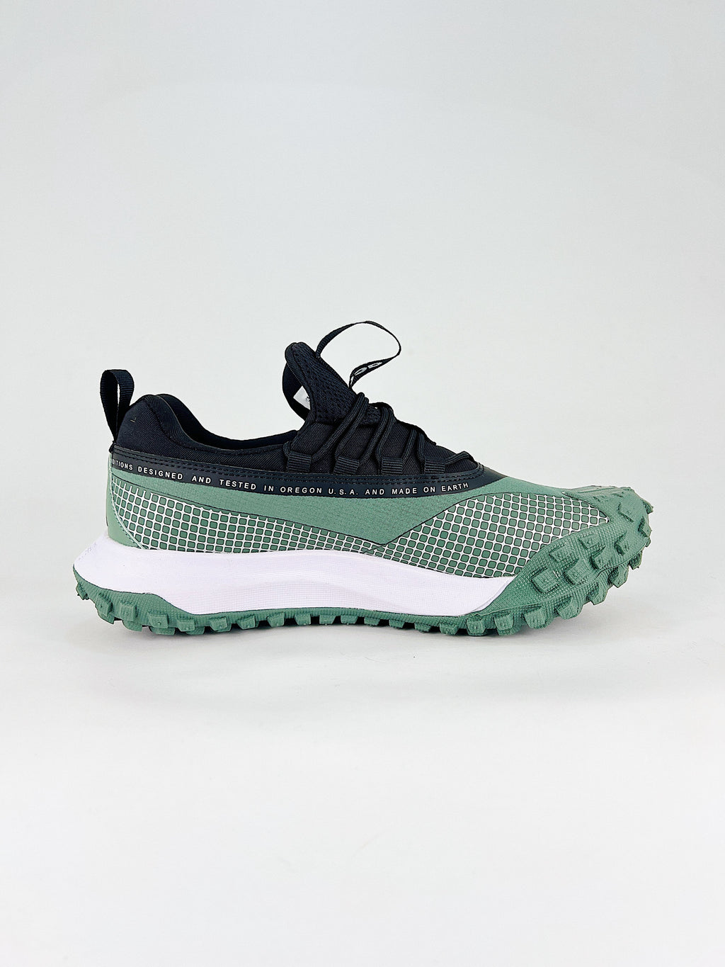 Nike ACG Grid Sneakers - Sage Green, Black & White