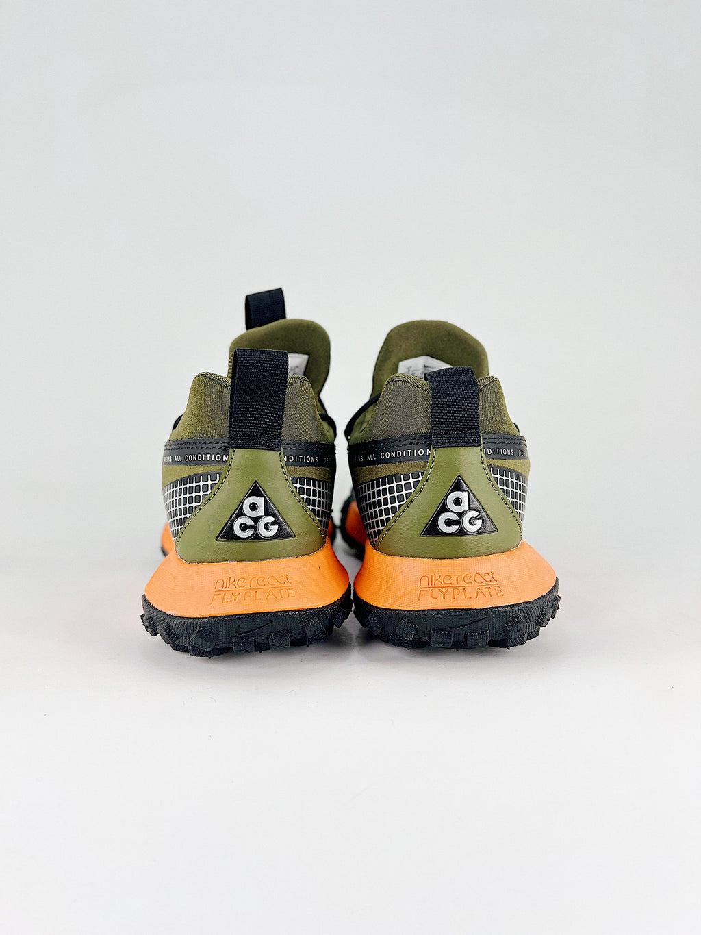 Nike ACG Grid Sneakers - Olive Green & Orange
