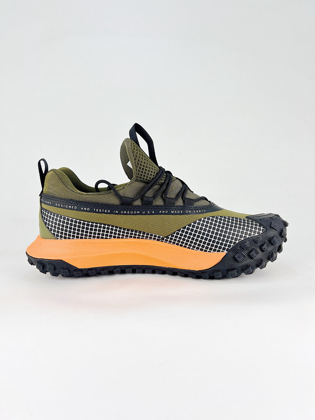 Nike ACG Grid Sneakers - Olive Green & Orange