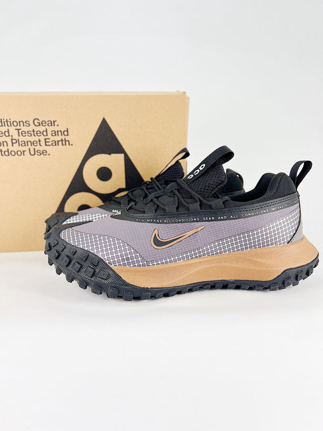 Nike ACG Grid Sneakers - Gray & Tan