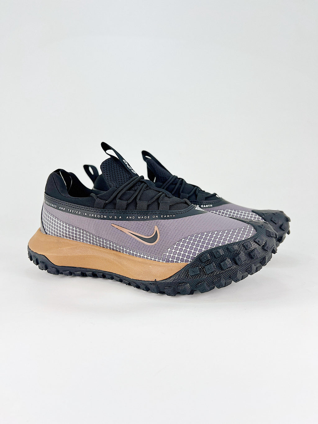 Nike ACG Grid Sneakers - Gray & Tan