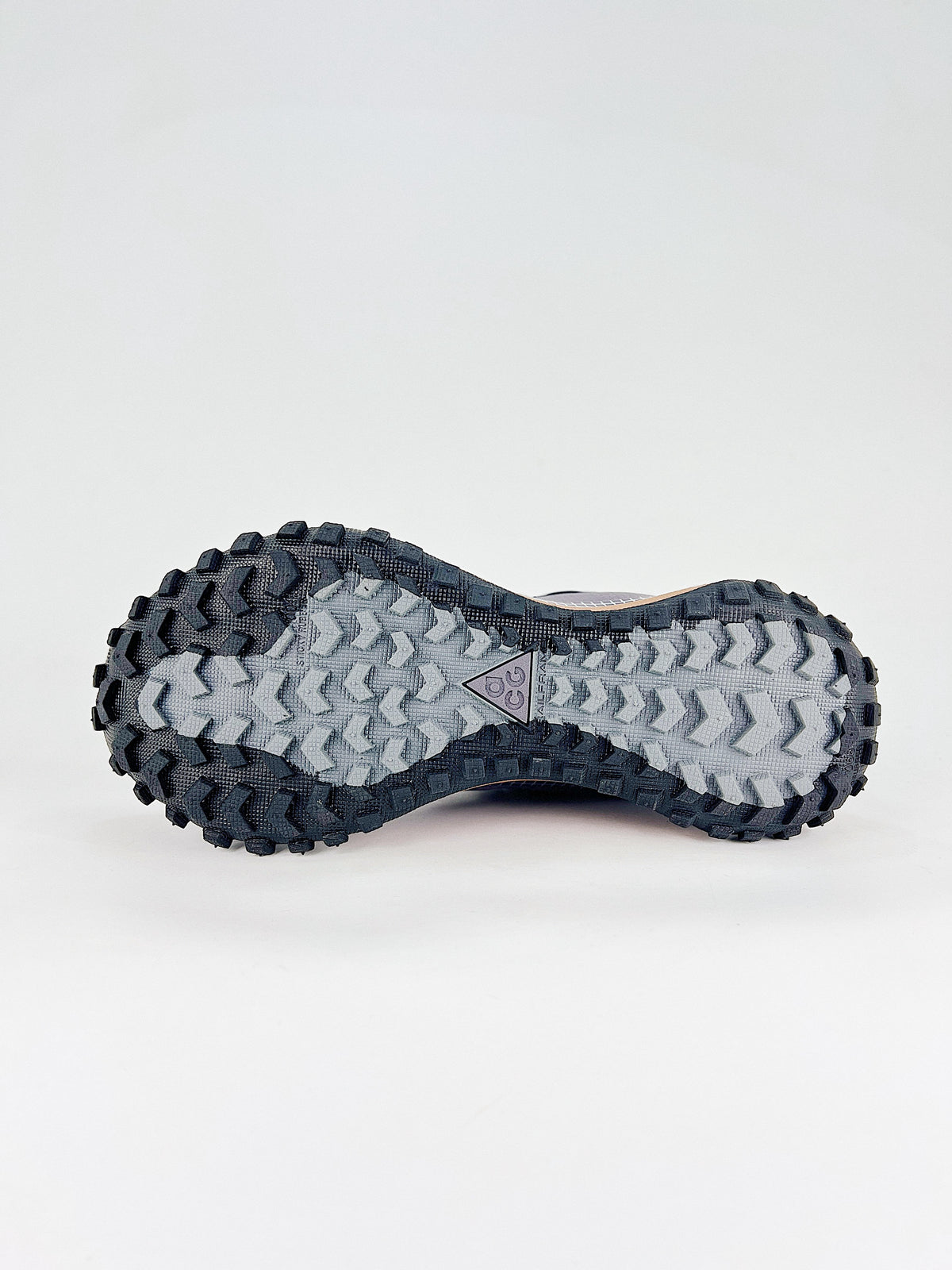 Nike ACG Grid Sneakers - Gray & Tan