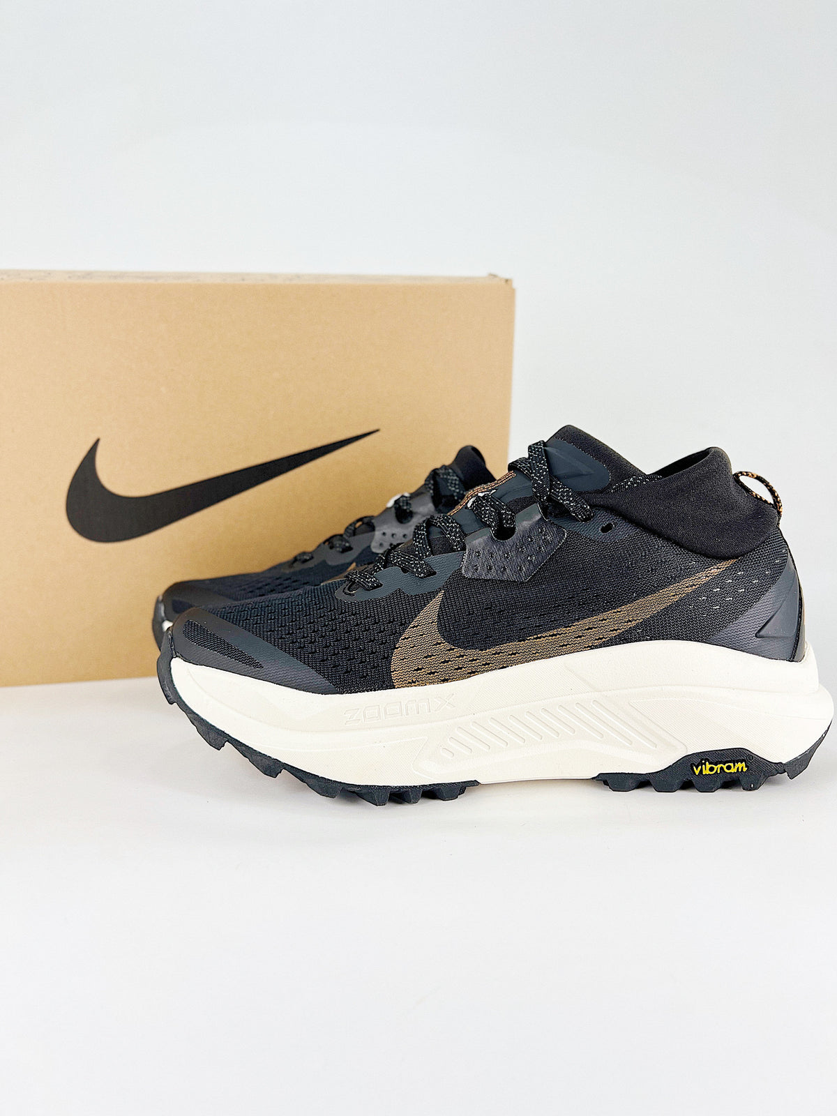 Nike ACG Sneakers - Black, Gold & Off-White