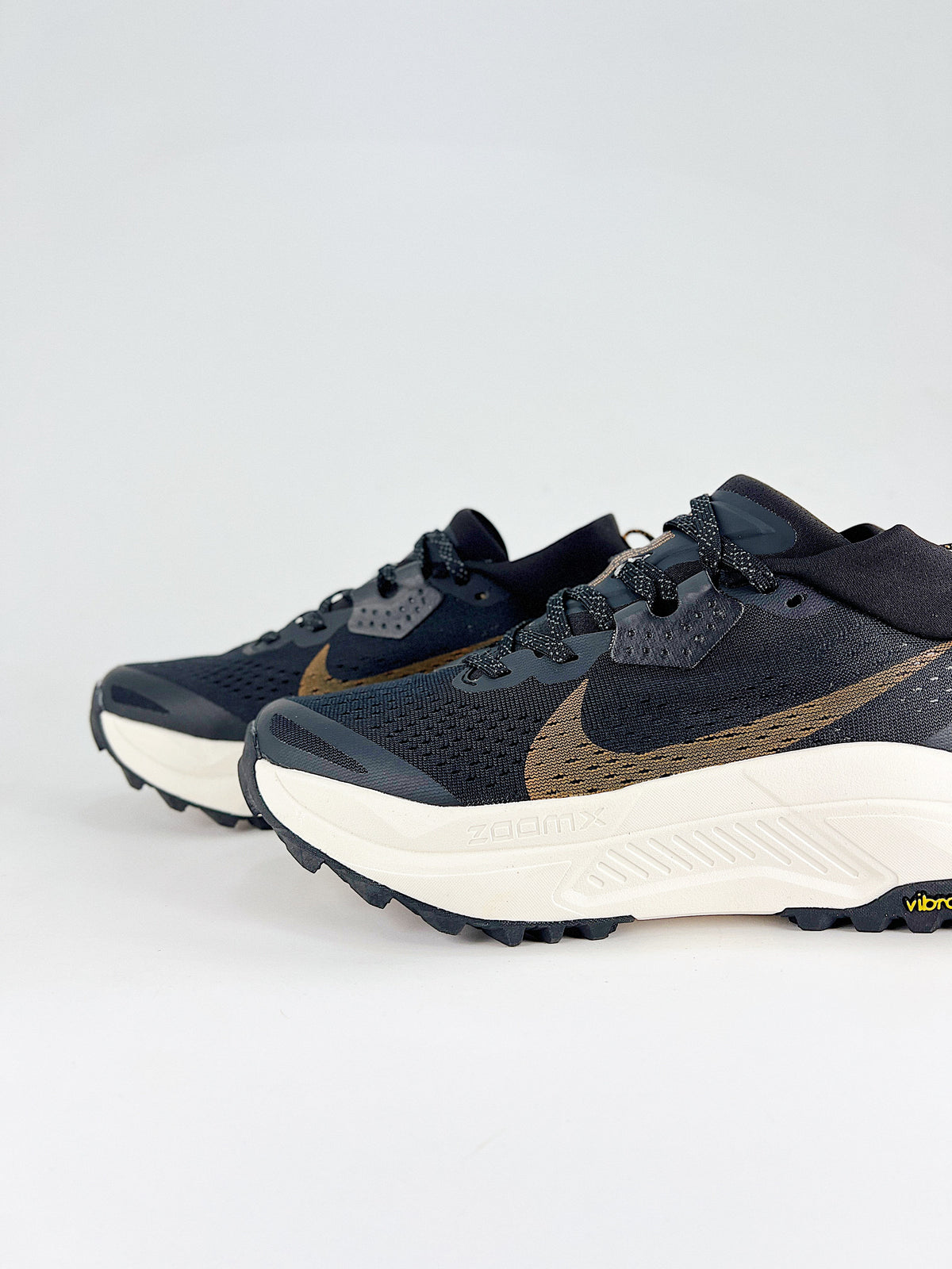 Nike ACG Sneakers - Black, Gold & Off-White