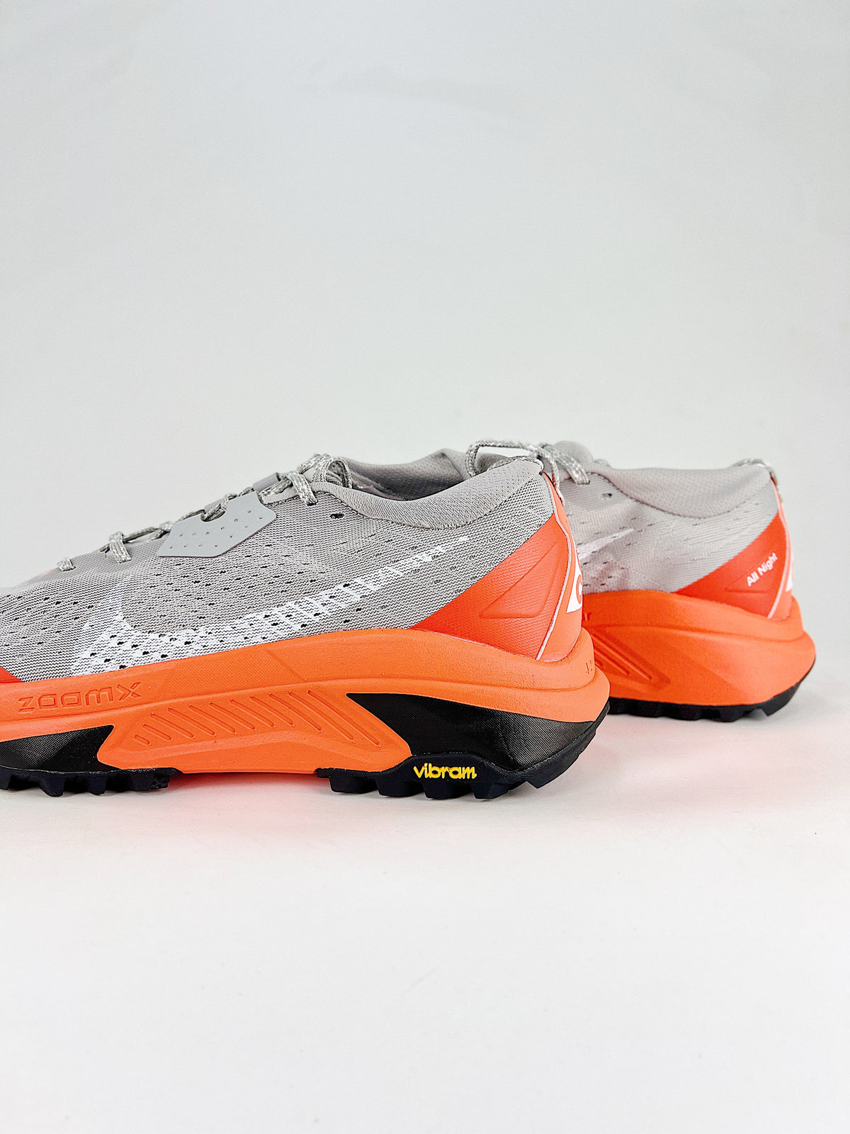 Nike ACG Sneakers - Light Gray & Orange