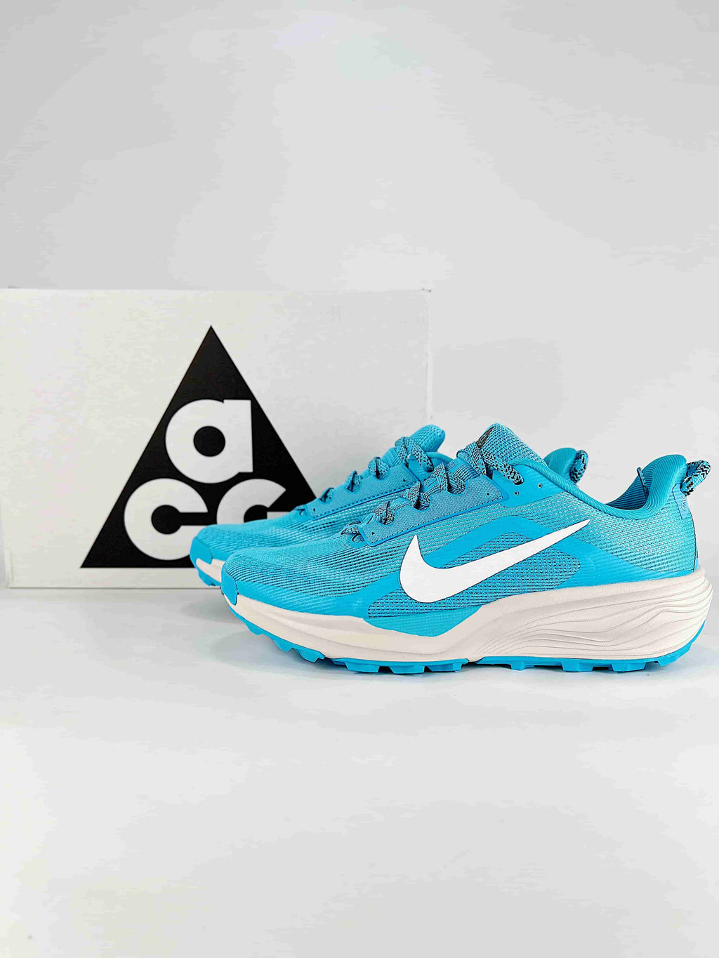 Nike ACG Trail Running Shoes - Bright Blue & White