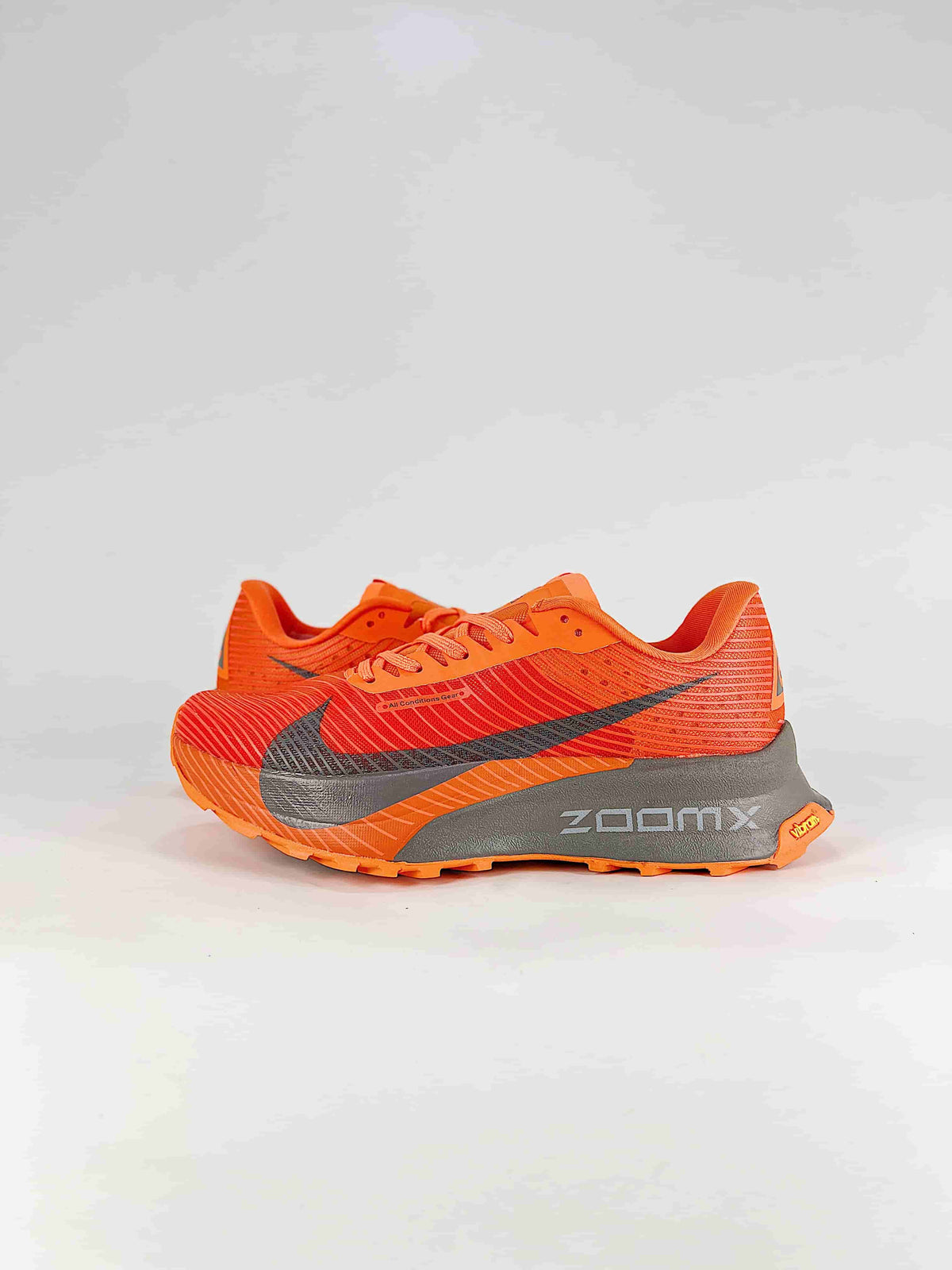 Nike ACG Sneakers - Bright Orange & Gray