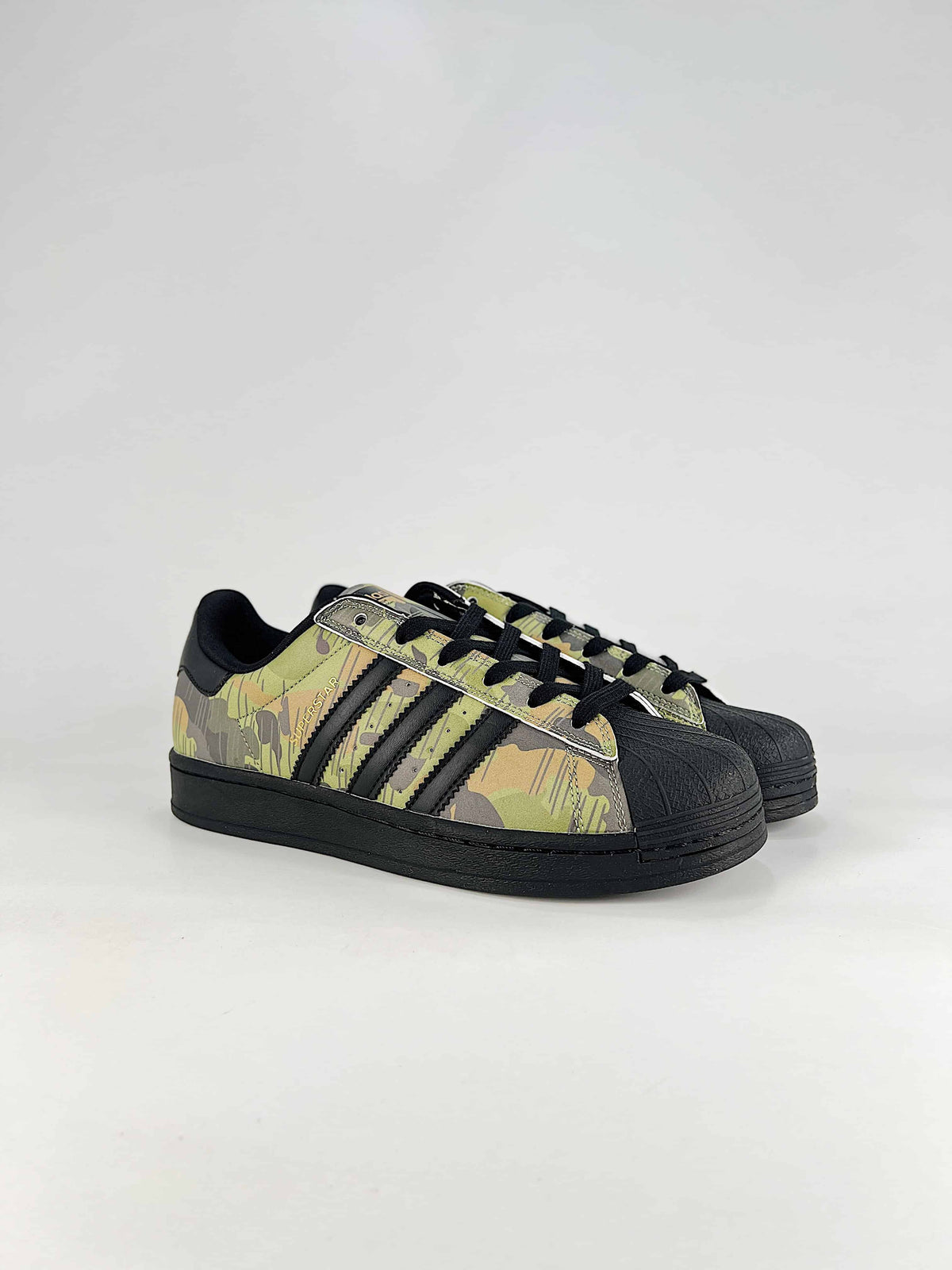 adidas Superstar Sneakers - Camo Green