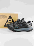Nike ACG Mountain Fly Low - Black Iridescent