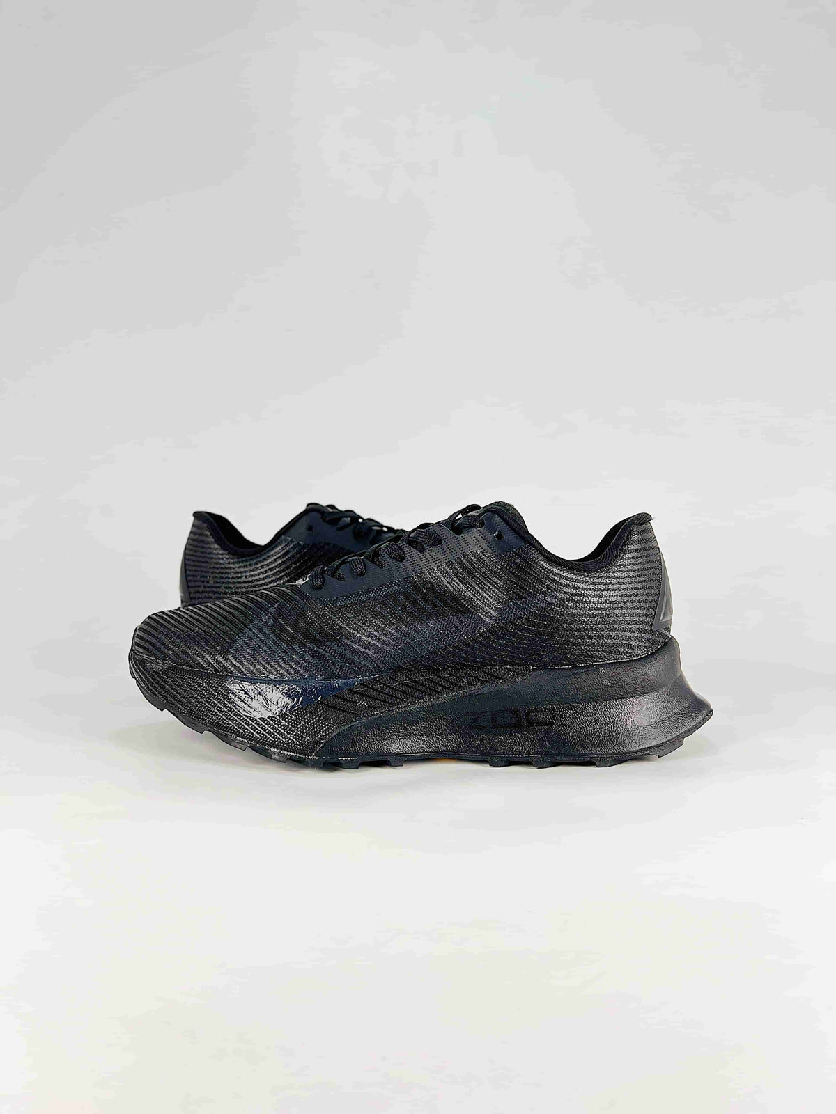Nike ACG Sneakers - Triple Black