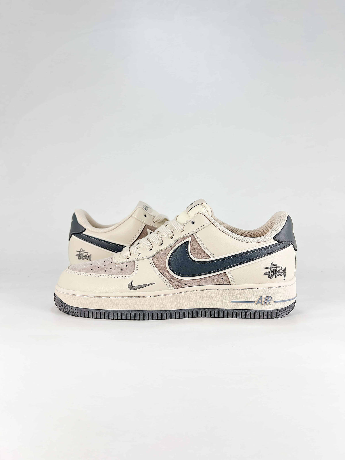 Nike Air Force 1 Suede Sneakers - Cream & Gray