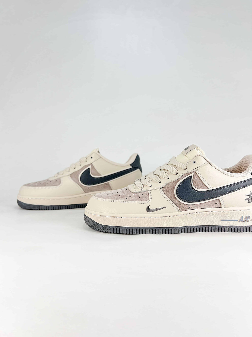 Nike Air Force 1 Suede Sneakers - Cream & Gray