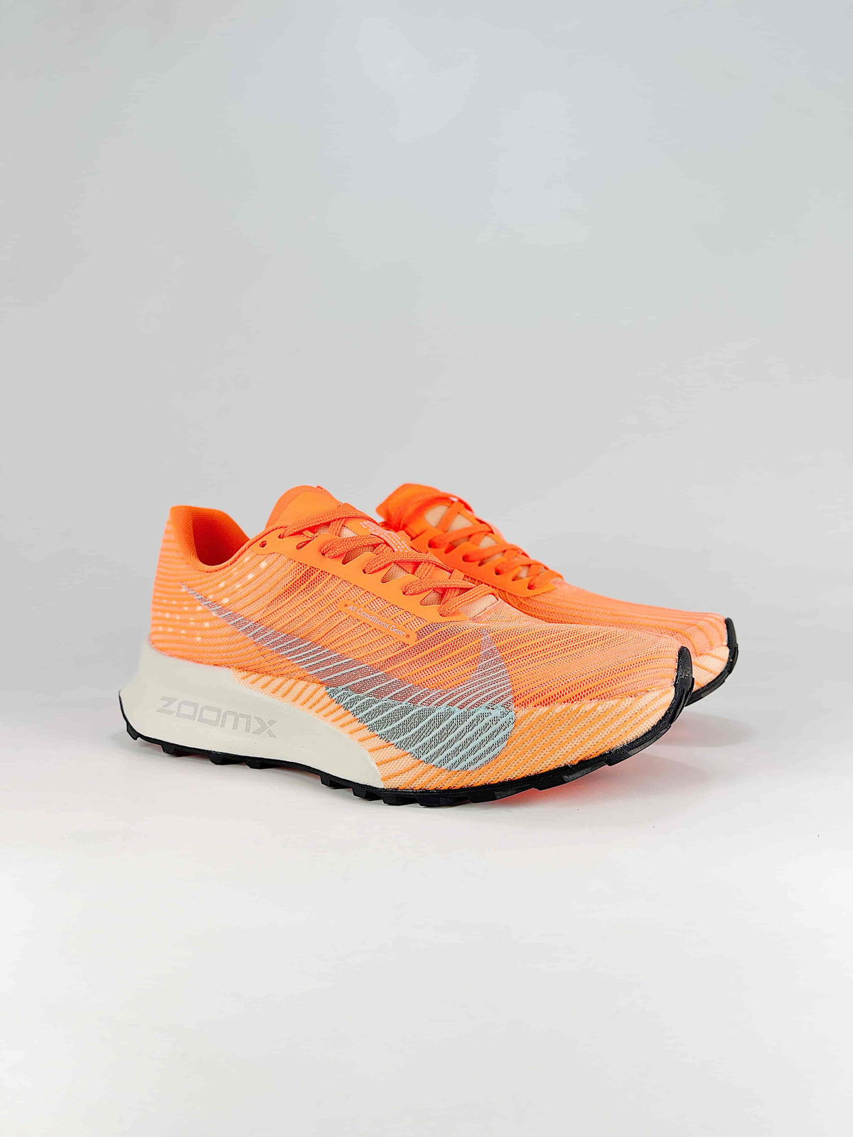Nike ACG Sneakers - Bright Orange