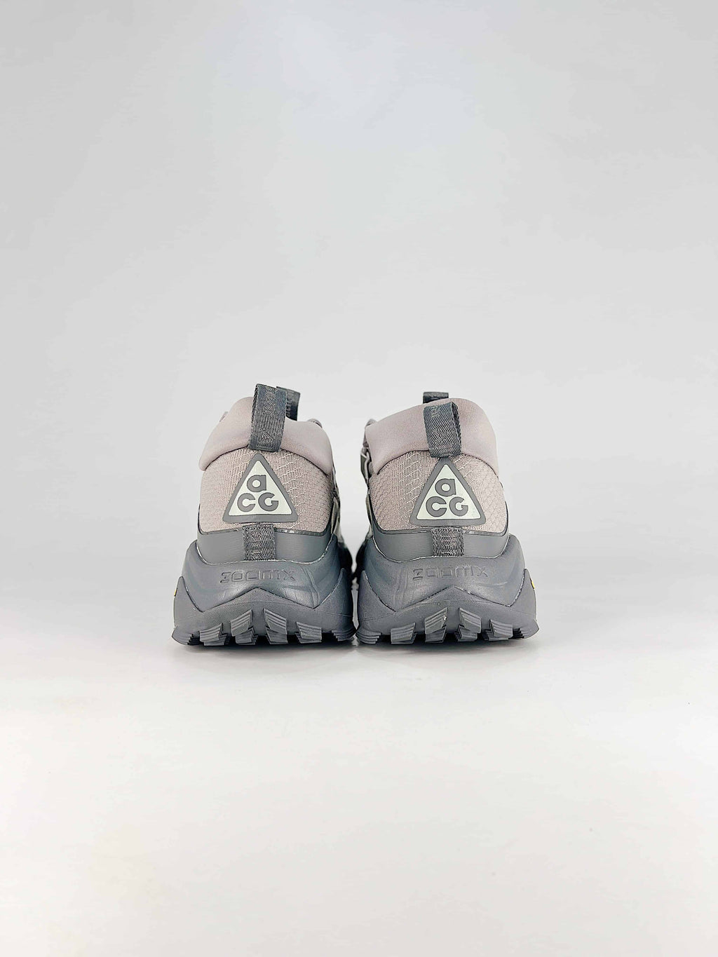 Nike ACG Hiking Boots - Gray & Beige