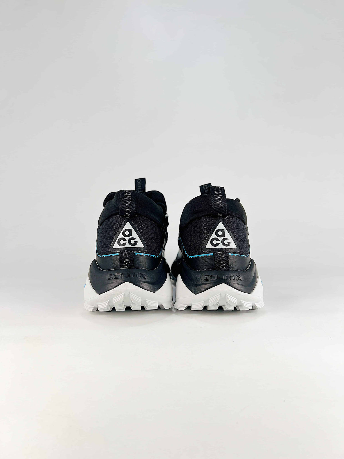 Nike ACG Sneakers - Black, Blue & White