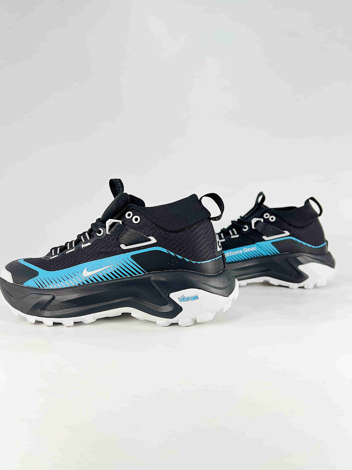 Nike ACG Sneakers - Black, Blue & White