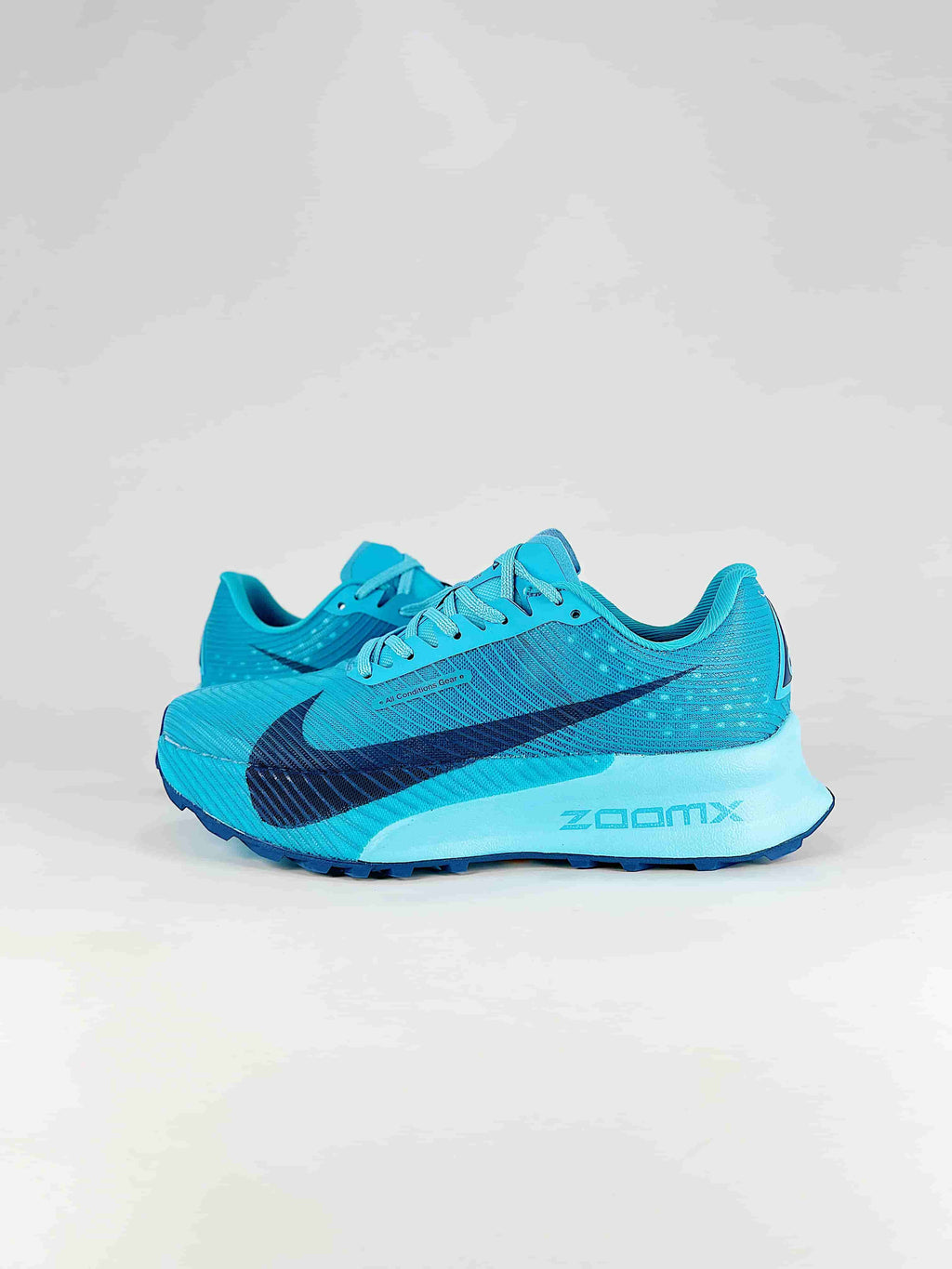 Nike ACG Sneakers - Bright Blue & Dark Blue