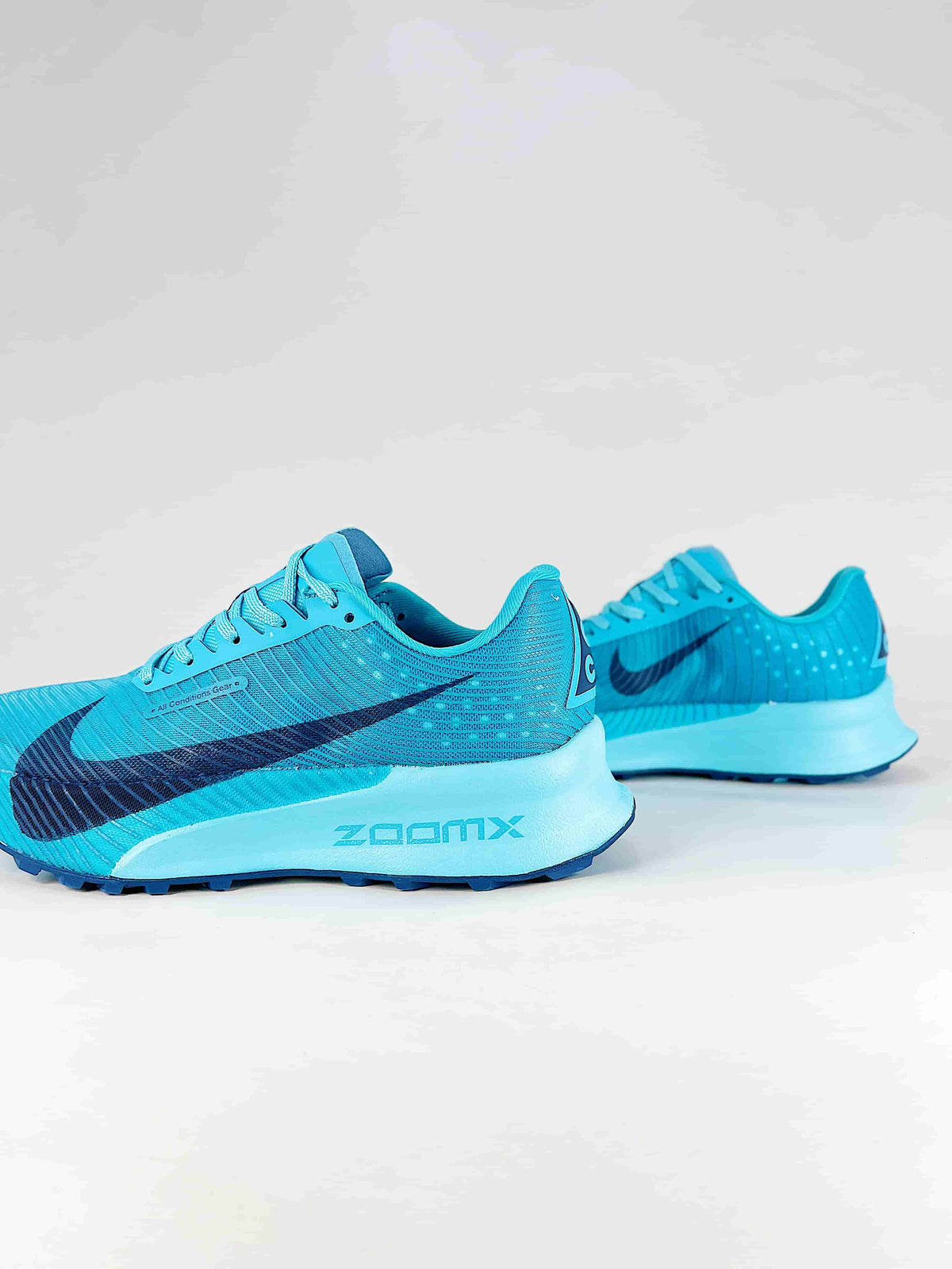 Nike ACG Sneakers - Bright Blue & Dark Blue