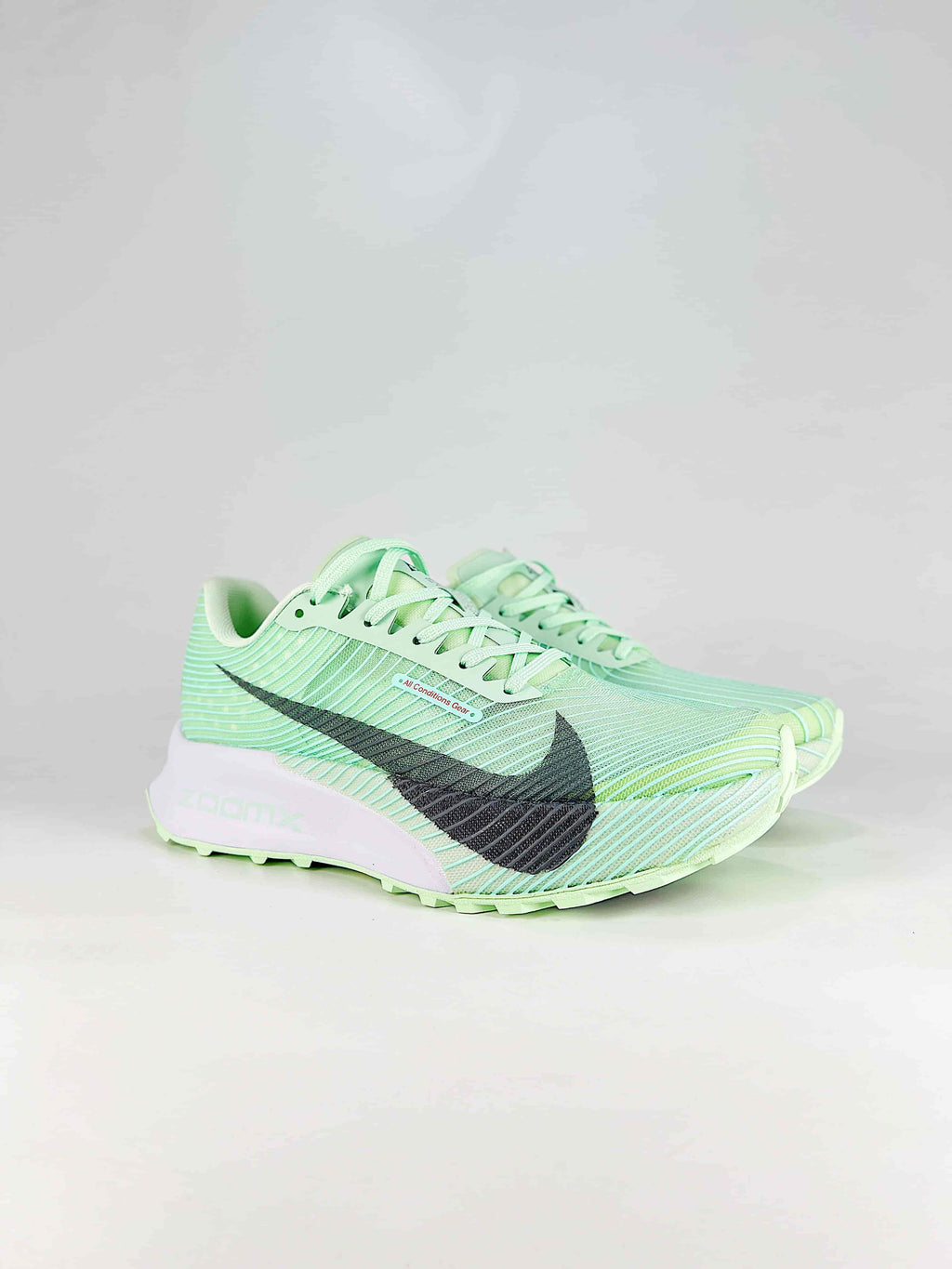 Nike ACG Sneakers - Mint Green