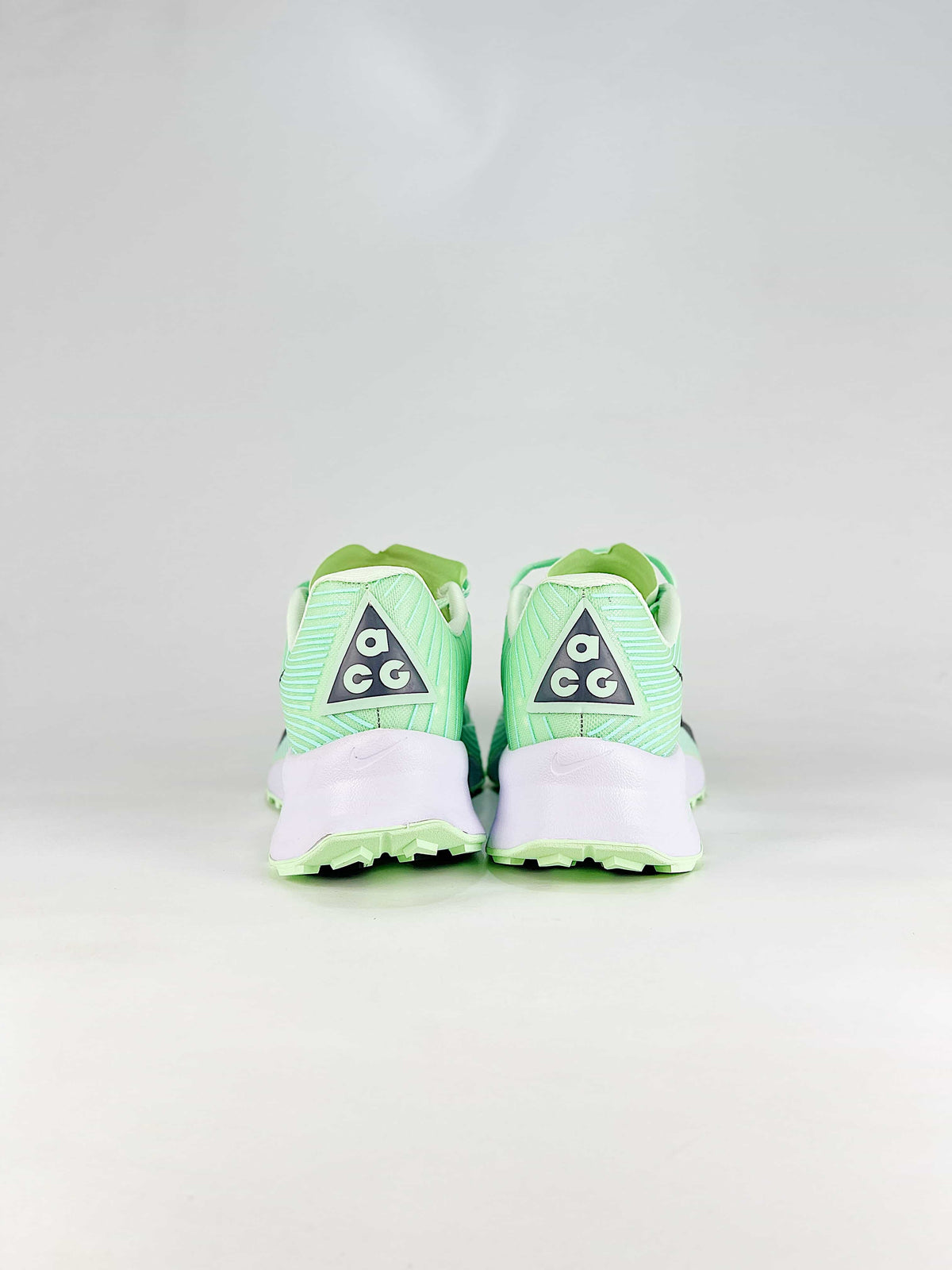 Nike ACG Sneakers - Mint Green