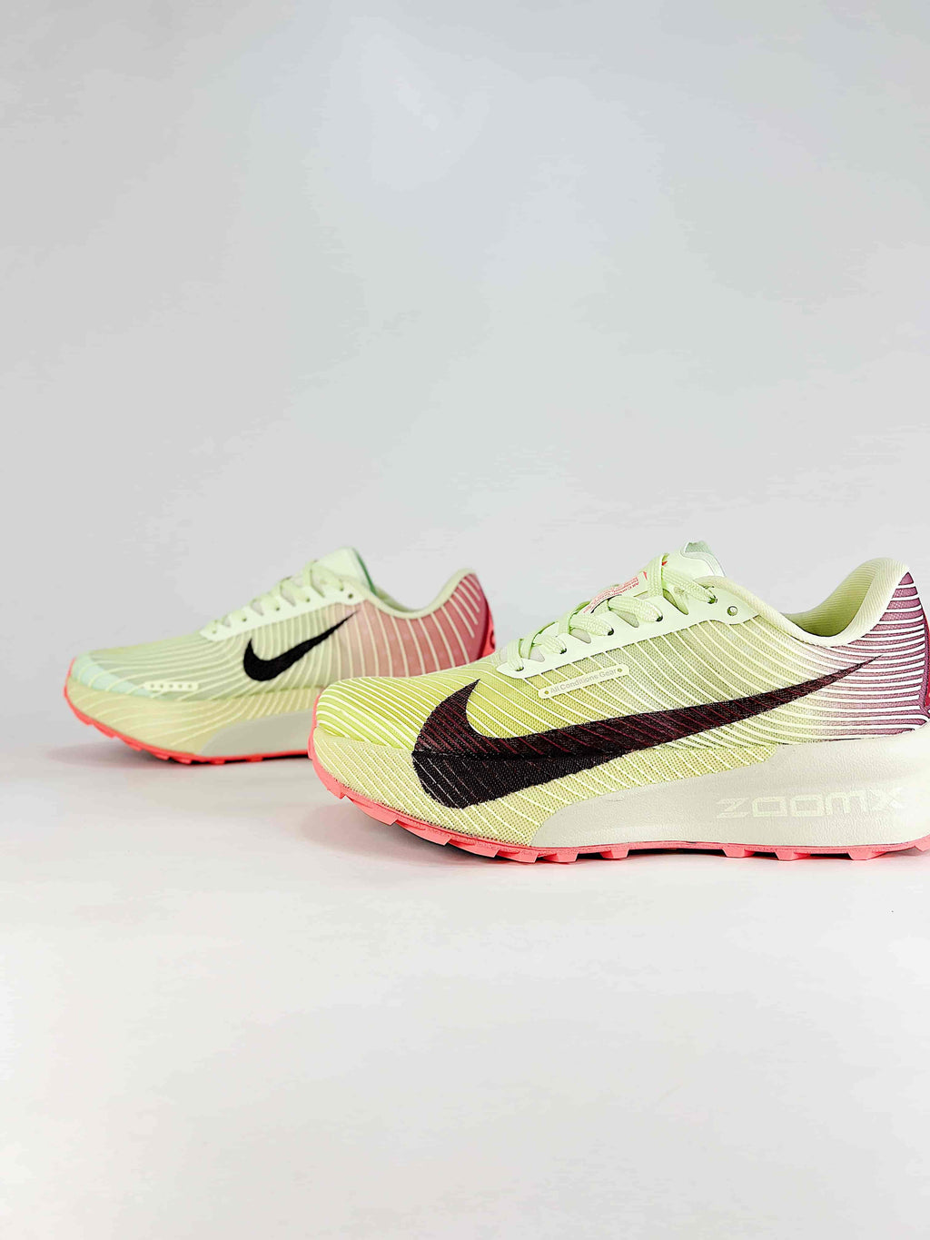 Nike ACG Sneakers - Light Yellow, Burgundy & Pink