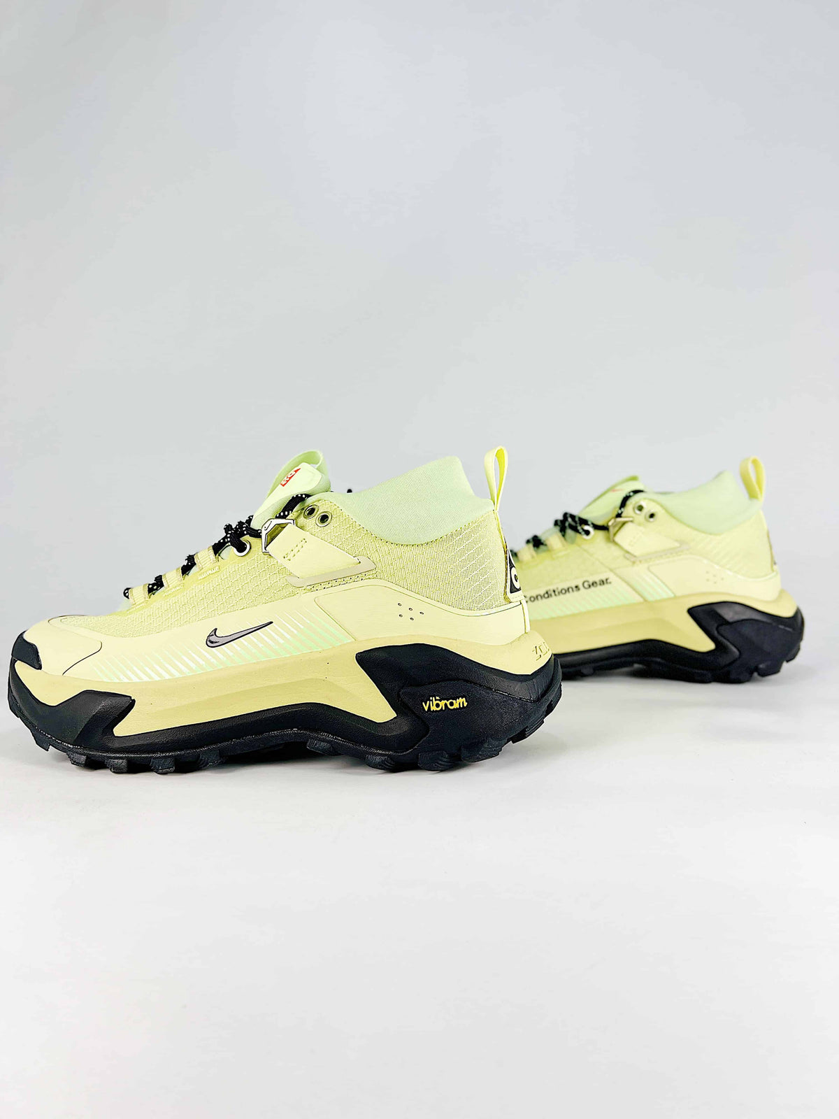 Nike ACG Mid Hiking Boots - Pale Lime Yellow & Black