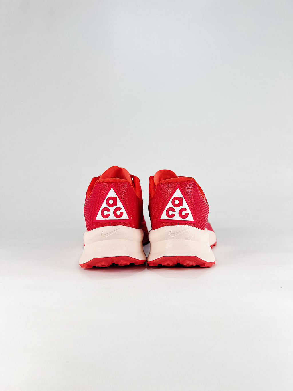 Nike ACG Sneakers - Bright Red & Gold