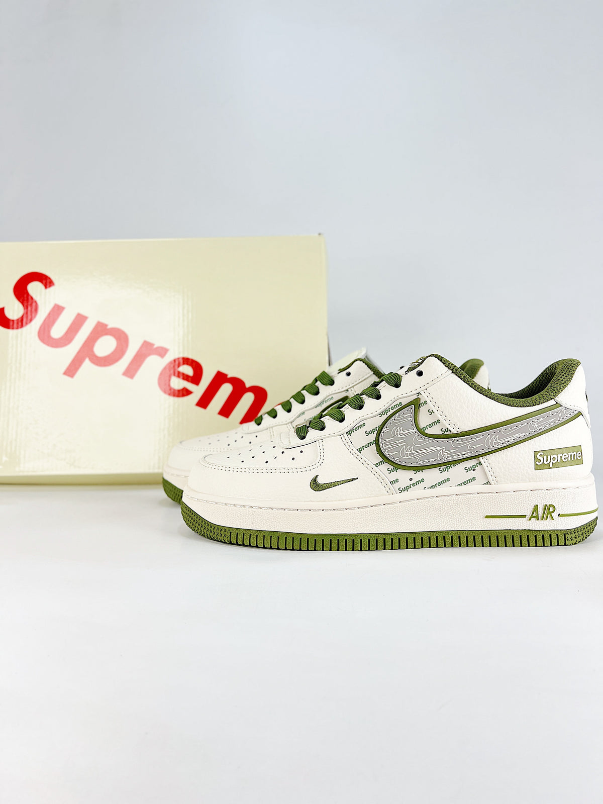 Nike Air Force 1 Sneakers - White & Olive Green
