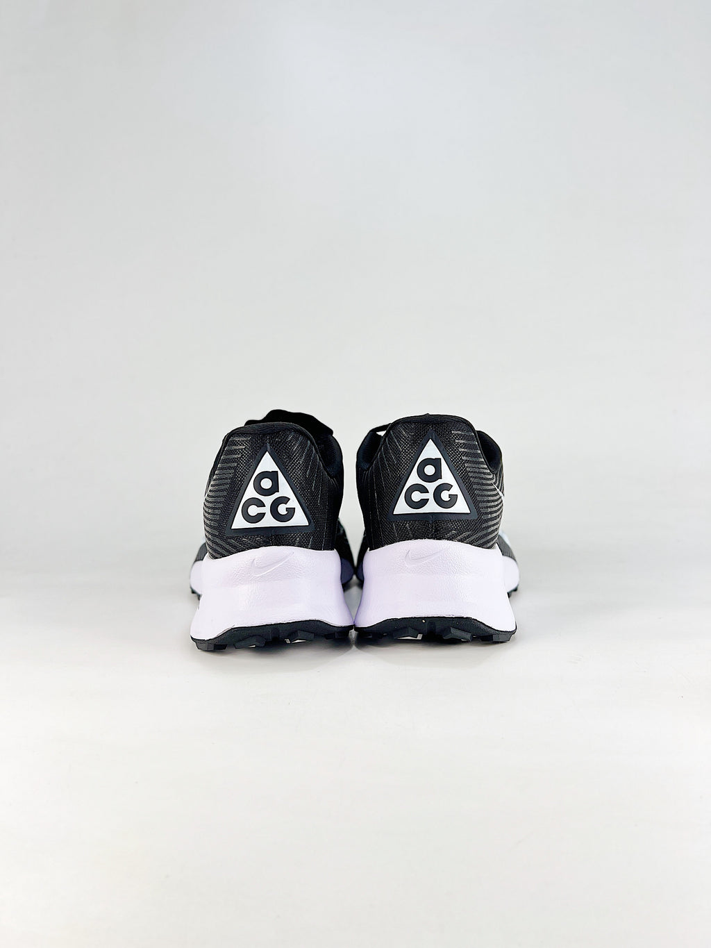 Nike ACG Sneakers - Black & White