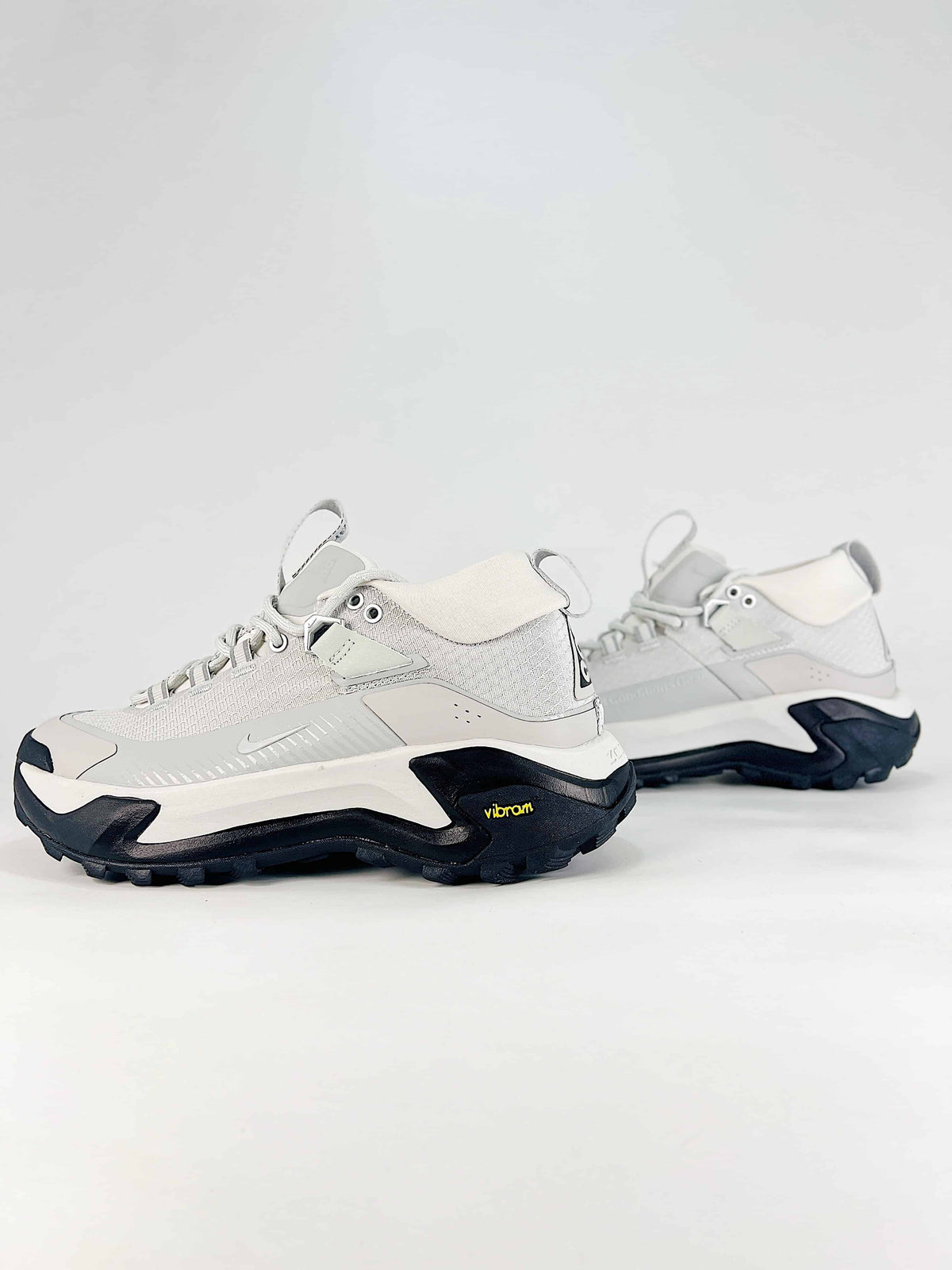 Nike ACG Zoom Gaiadome - White & Black