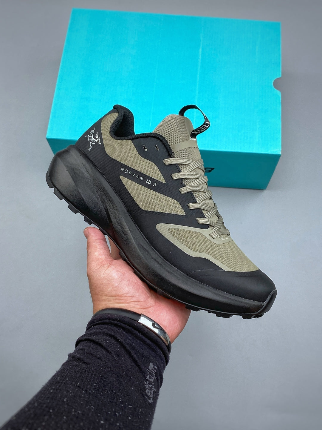 Arc’teryx Norvan LD 3 Low-Top Lace-Up Shoes in Olive and Black
