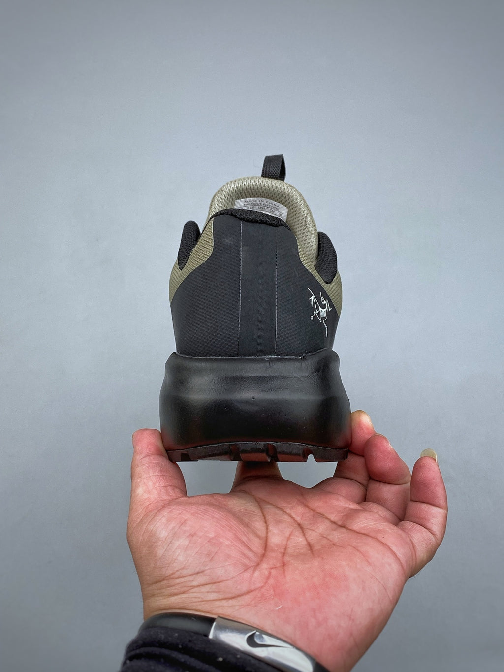 Arc’teryx Norvan LD 3 Low-Top Lace-Up Shoes in Olive and Black